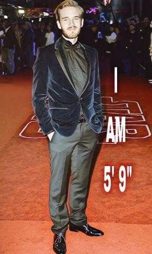 know the physical appearance, height, and weight of PewDiePie.