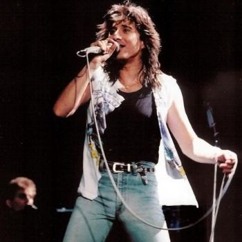 Steve Perry's Net Worth: Salary, Assets, Investments & Wealth Breakdown