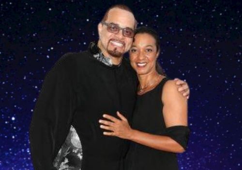 Who is Sinbad's wife?
